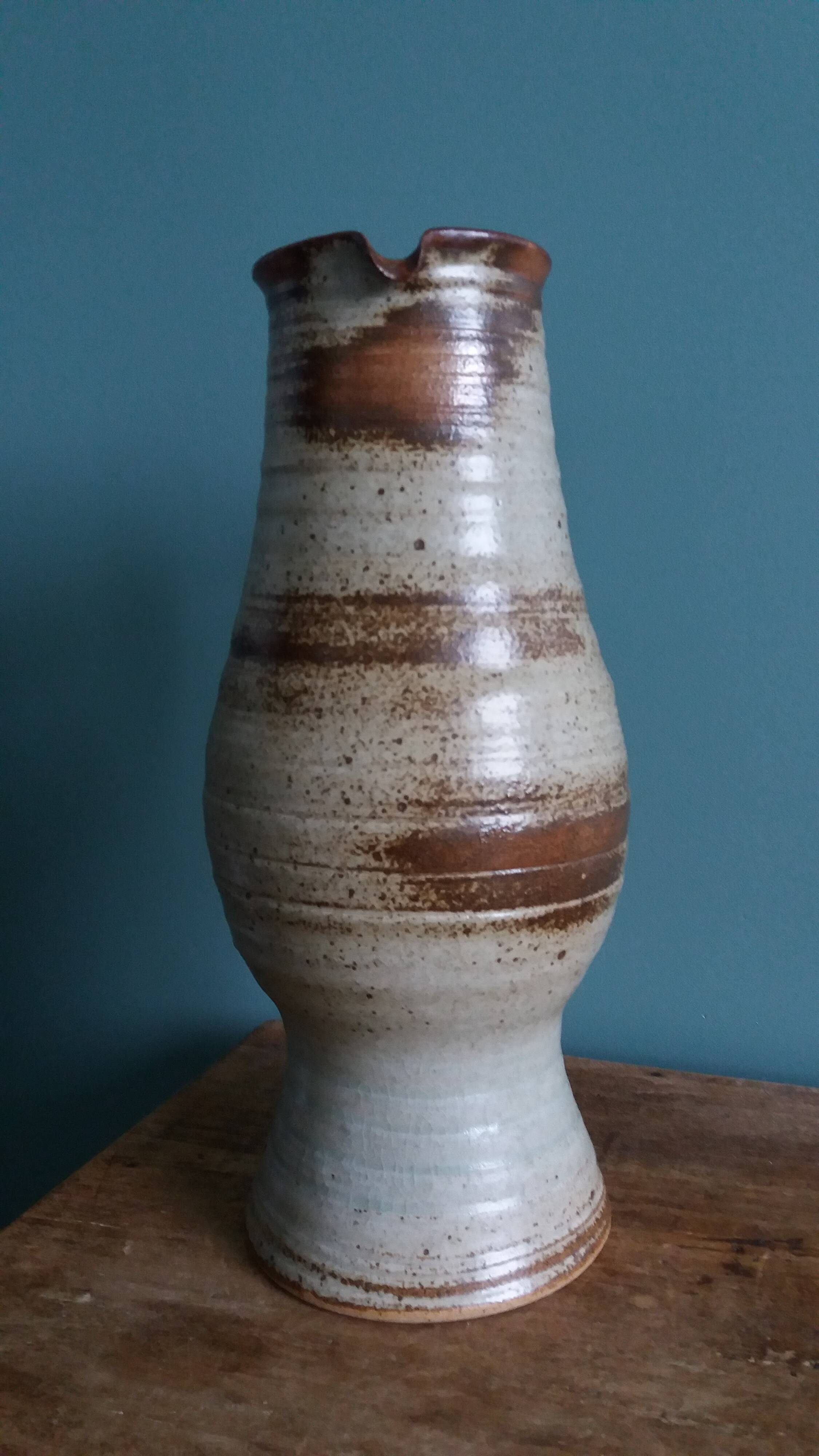 Stoneware pitcher signed Jean Tessier, Atelier Le Cep