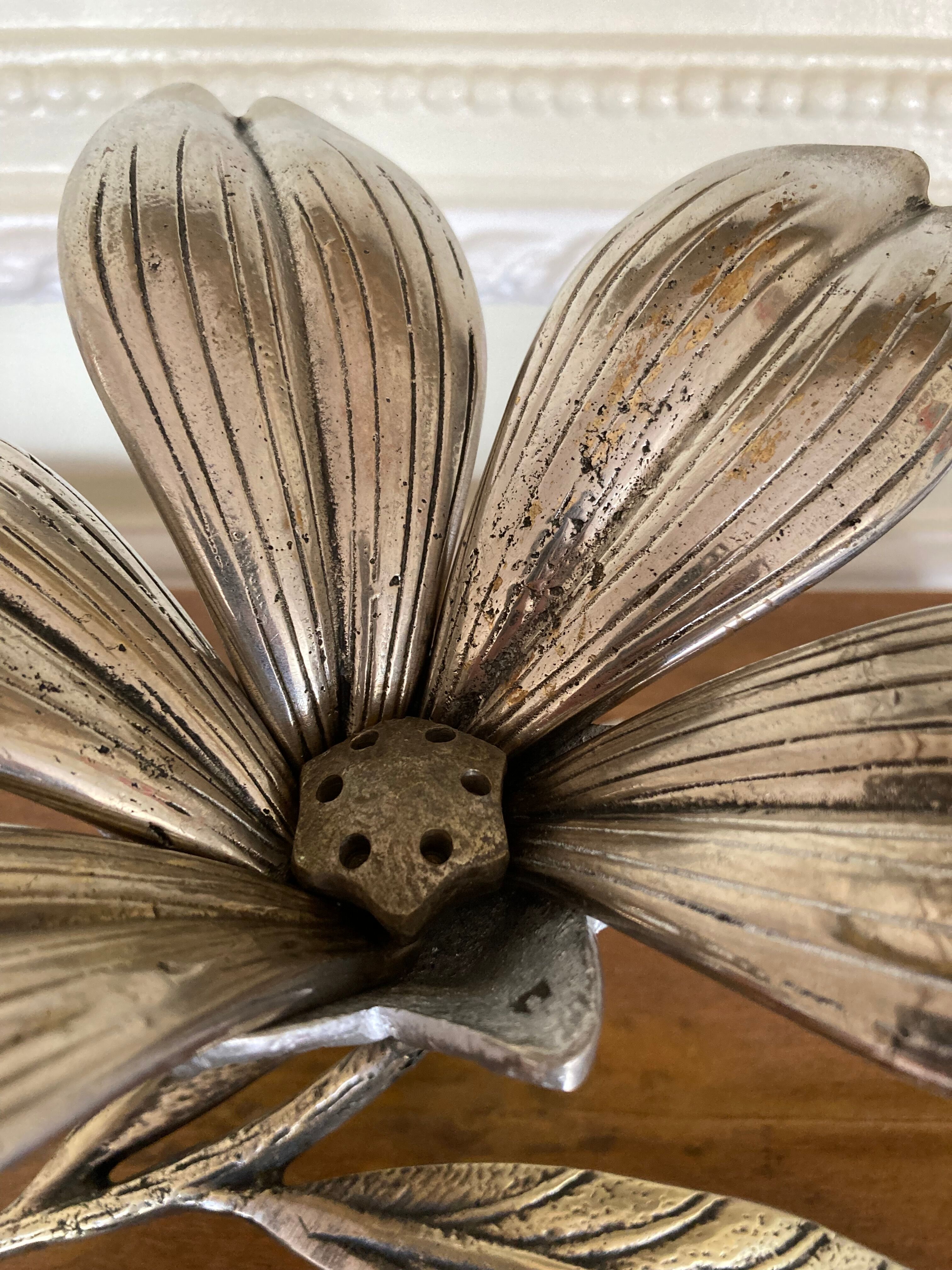 Metal flower ashtray 70s