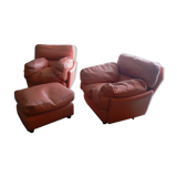 SET 2 ARMCHAIRS AND 1 POLTRONA FRAU VINTAGE POUF