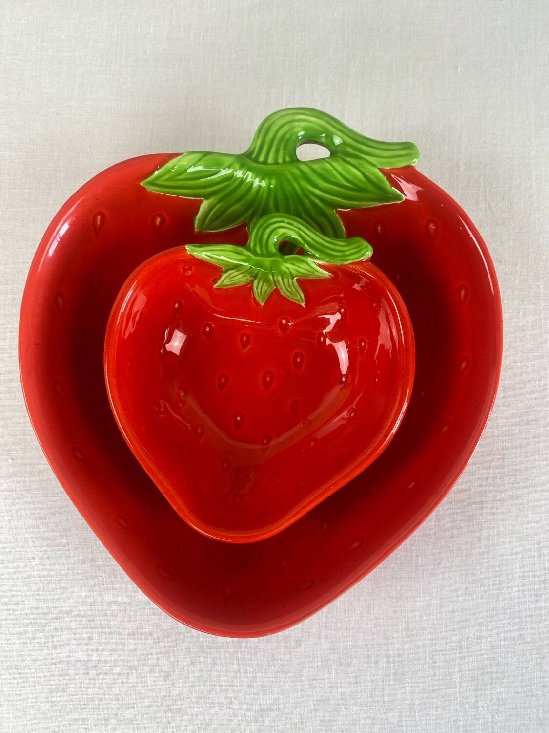 Strawberry hollow dish