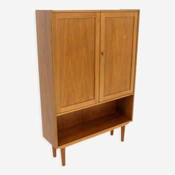 Armoire scandinave en noyer Suède 1960