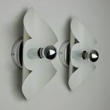 Pair of "folio" wall lights, space age, chromed metal, Italy, 1970