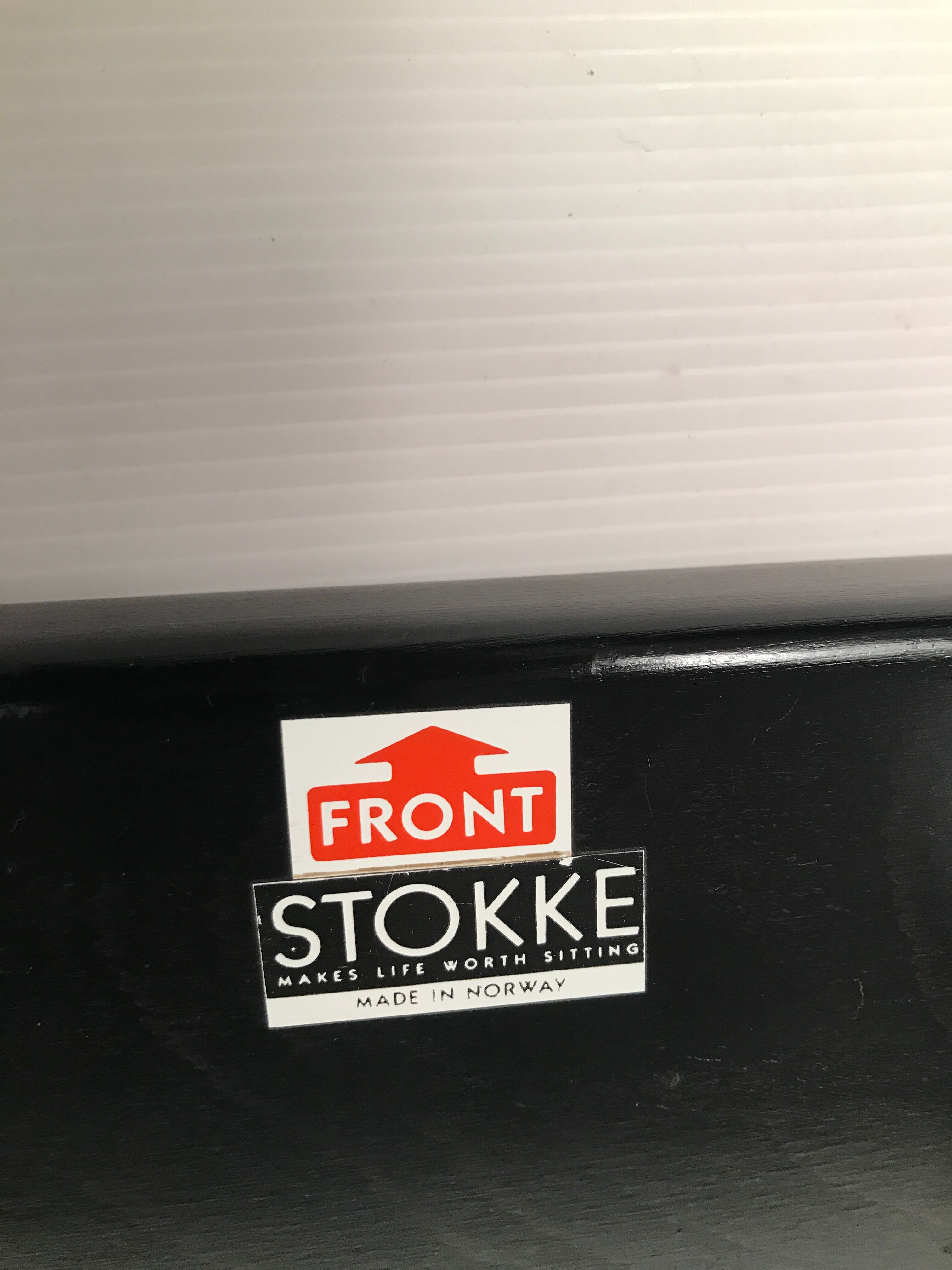 Gravity chair by Peter Opsvik 80s