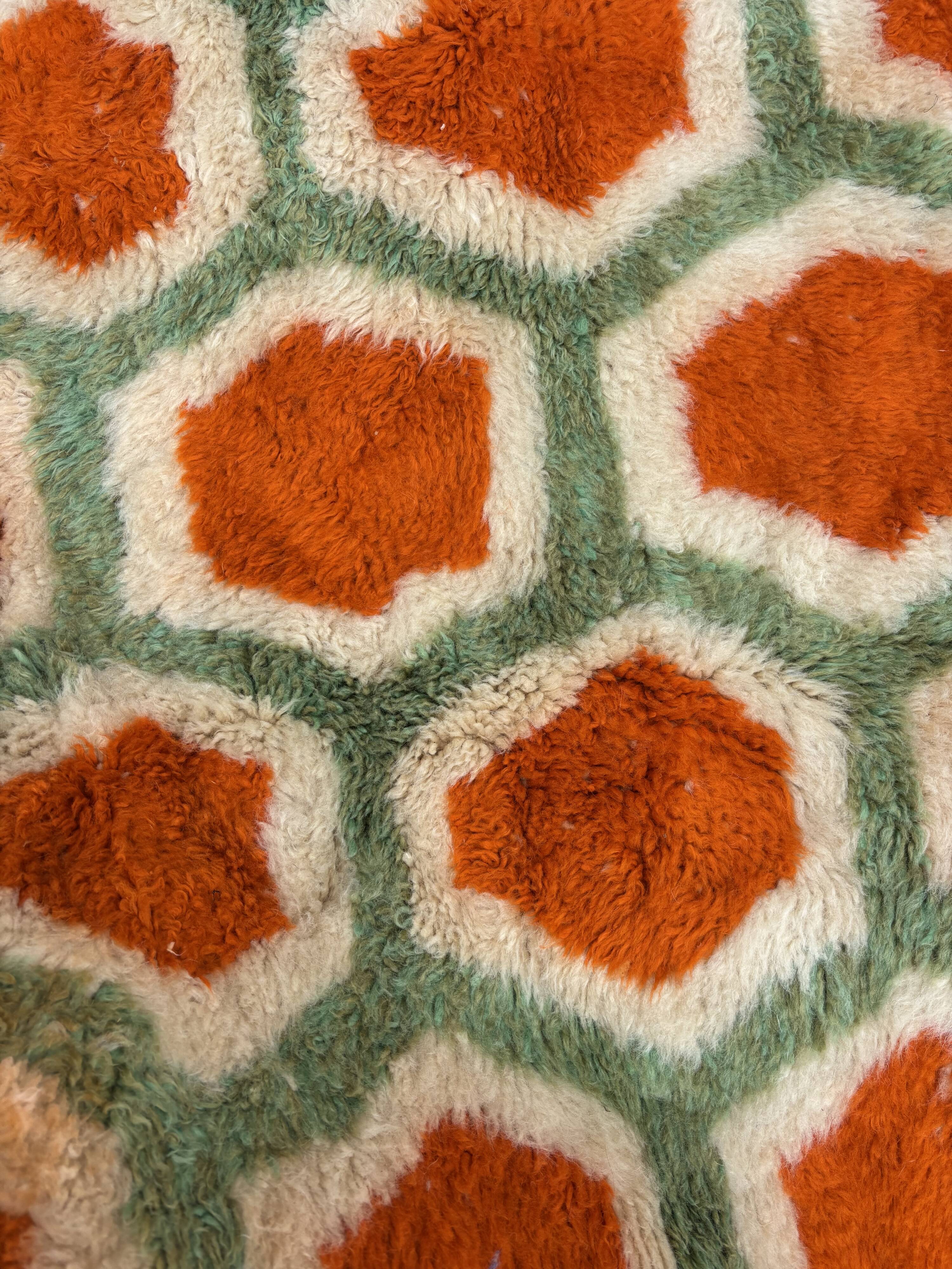 New modern Moroccan Berber rug Beni M'rirt.