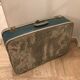 Valise vintage bleue