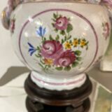 Ceramic lamp pattern roses