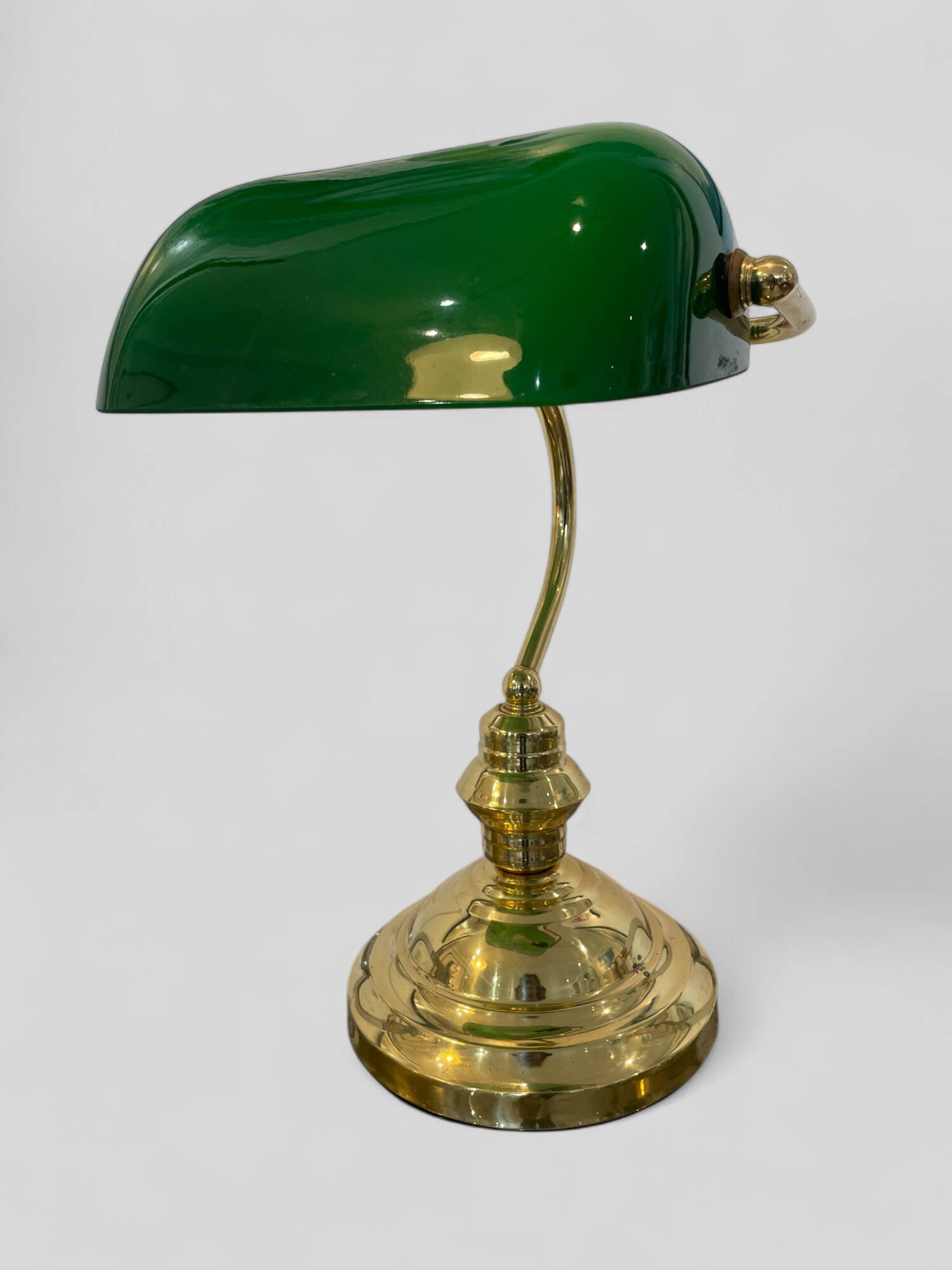 Notary and banker's lamp in green opaline