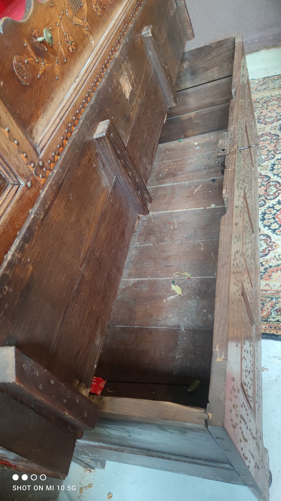 Two-part Breton chestnut cabinet dating from 1878