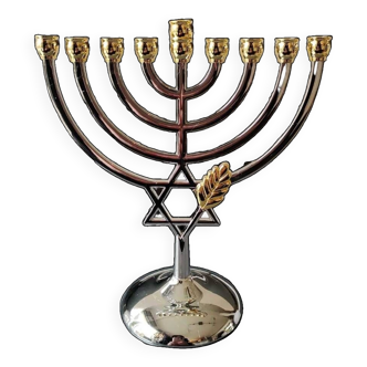 Menorah/Jewish/Hebrew candlestick with 9 arms of light. Hanukkah. BRTAGG. Star of David/Ears of wheat in pediment. Zinc alloy. 18.5 x 16 cm