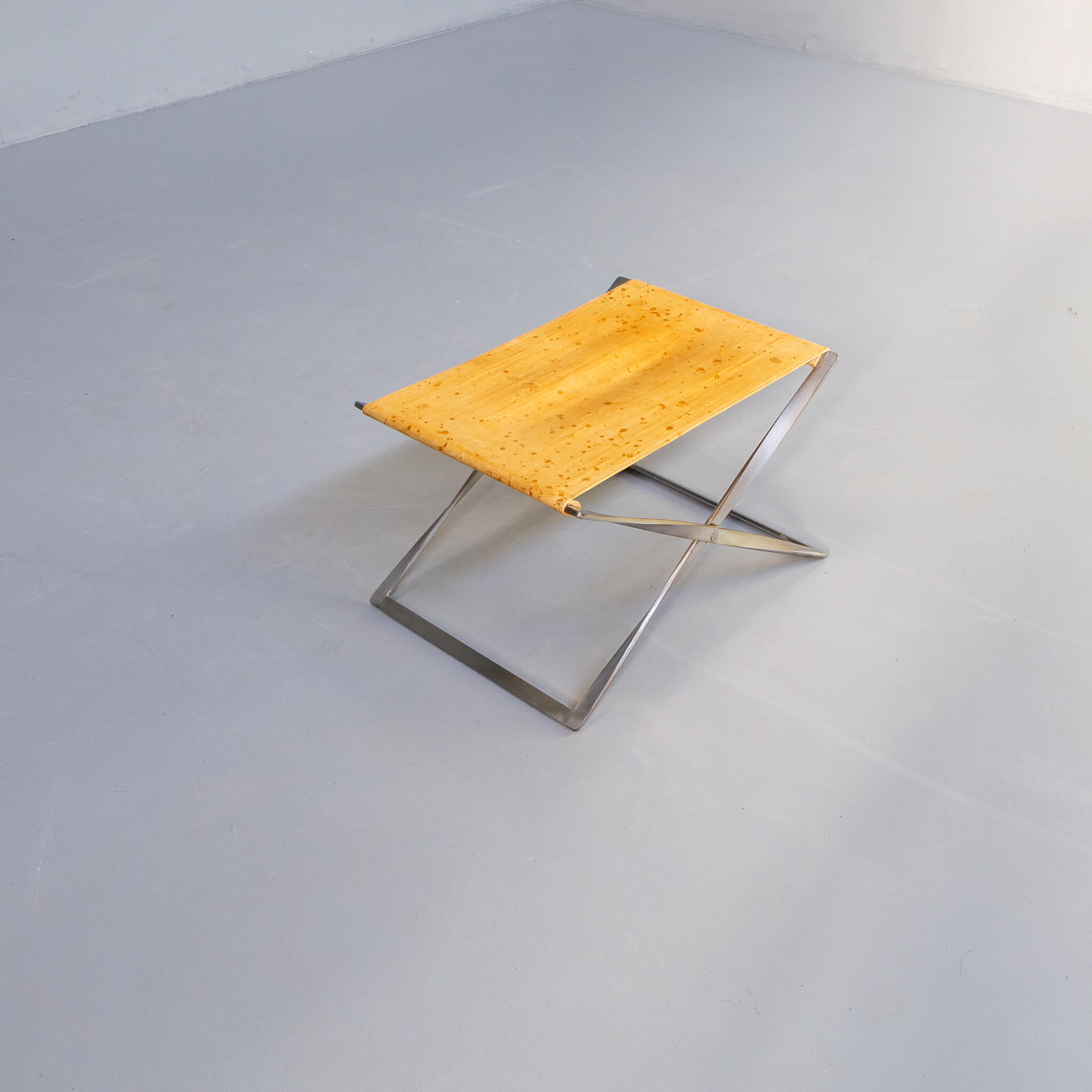Tabouret pliant Poul Kjaerholm PK91 pour Fritz Hansen