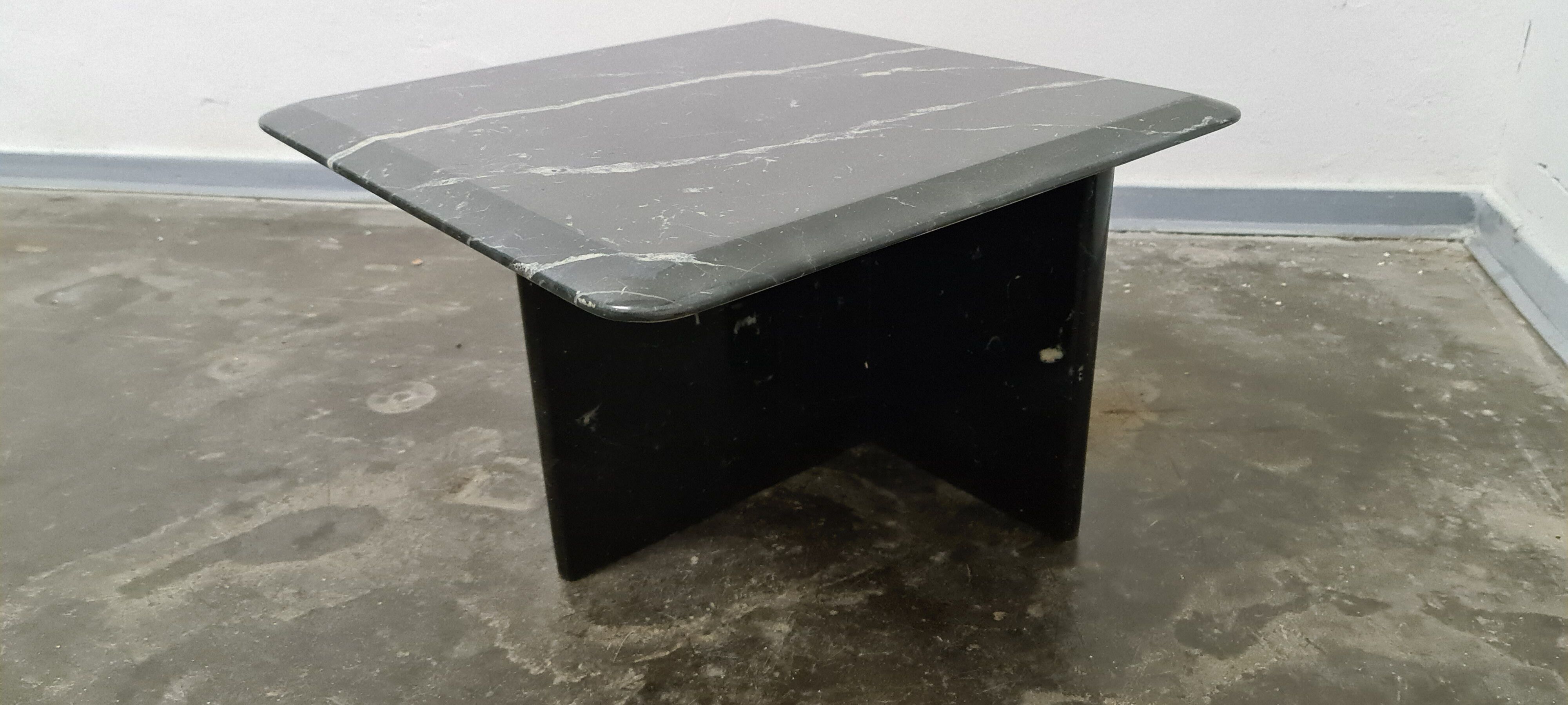 Vintage Black marbel side tabel