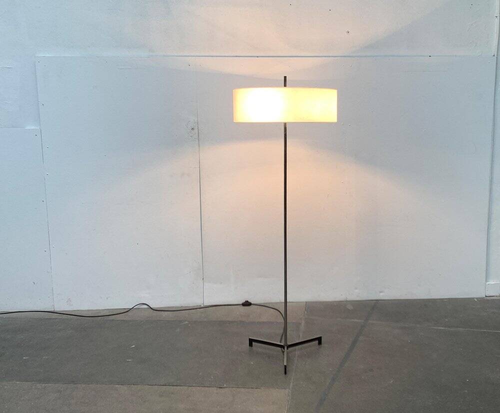 Mid-century minimalist Danish tripod floor lamp, 1960s