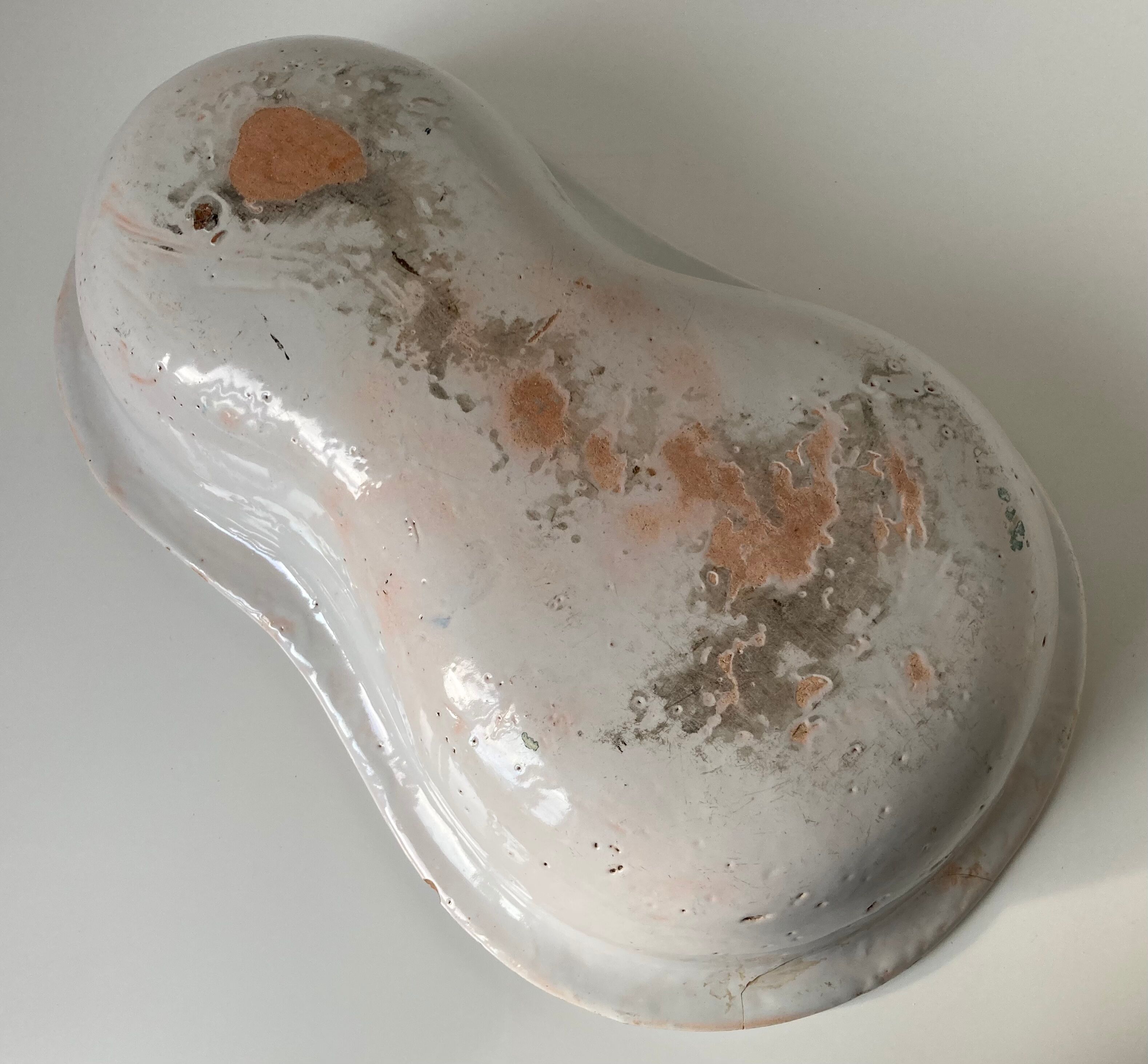 Large fruit cup in Rouen earthenware with blue and brown floral decoration p