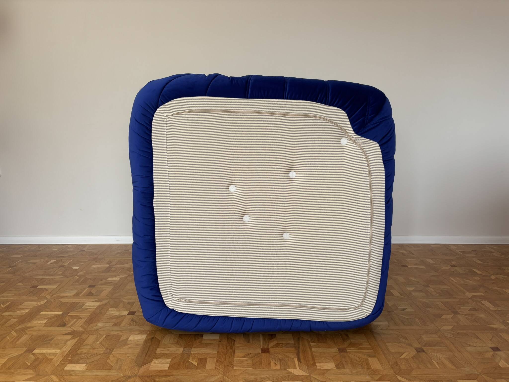 Canapé d'angle Togo avec pouf par Michel Ducaroy pour Ligne Roset