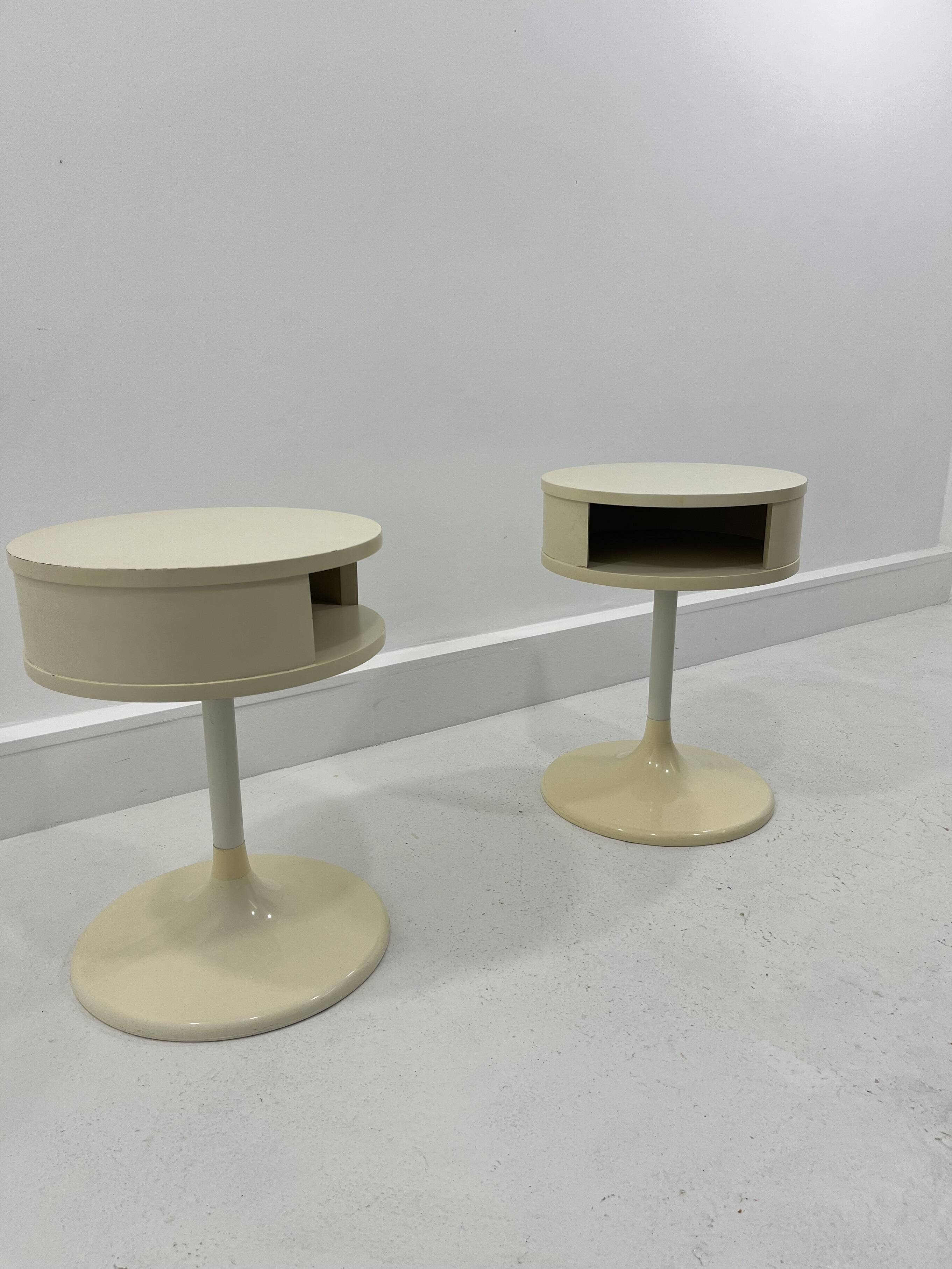 Tables d'appoint Tulipe de l'ère spatiale par Lusch Erzeugnis pour Lusch & Co, années 1970, ensemble de