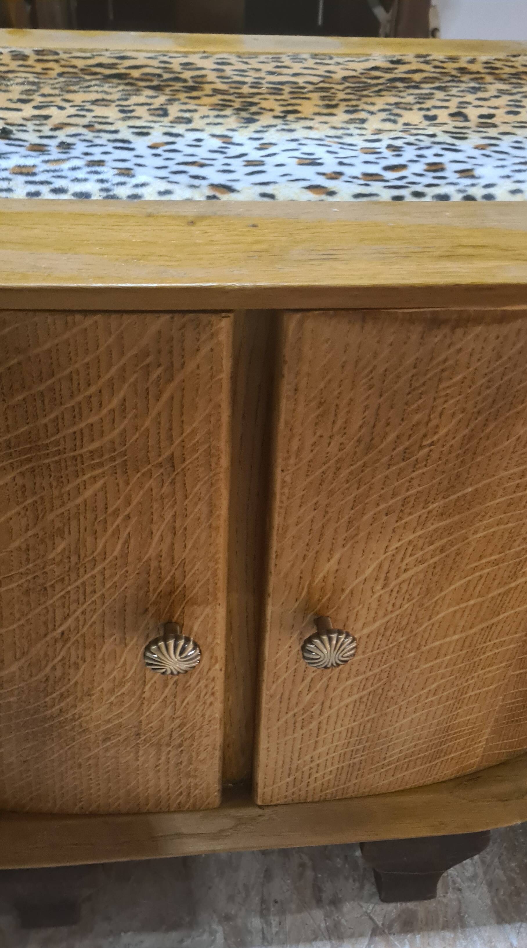 1940s oak furniture, small model, very clean h55x64xl34