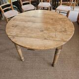 Country table and chairs