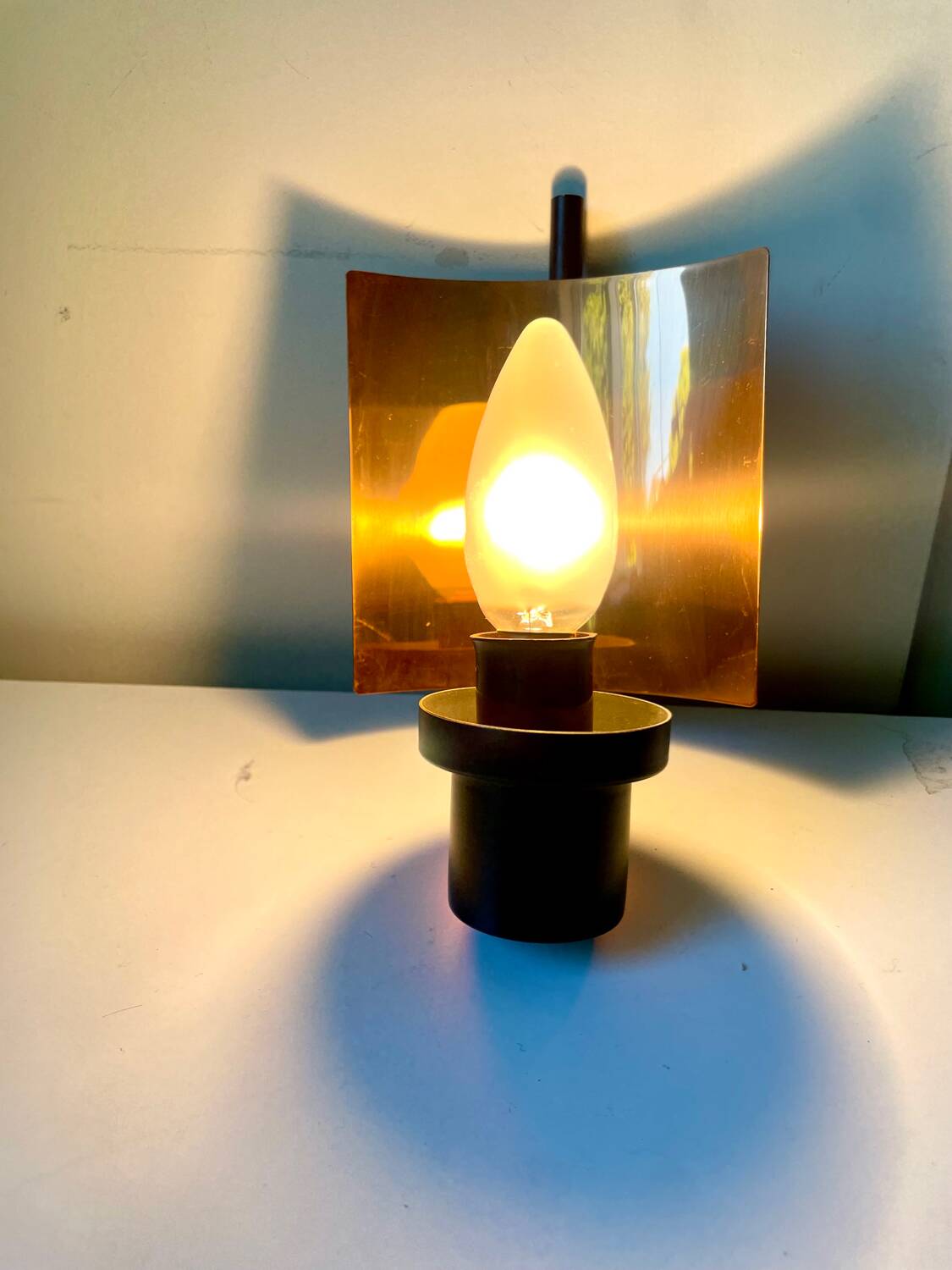 Applique murale Art Déco scandinave en métal/cuivre vintage