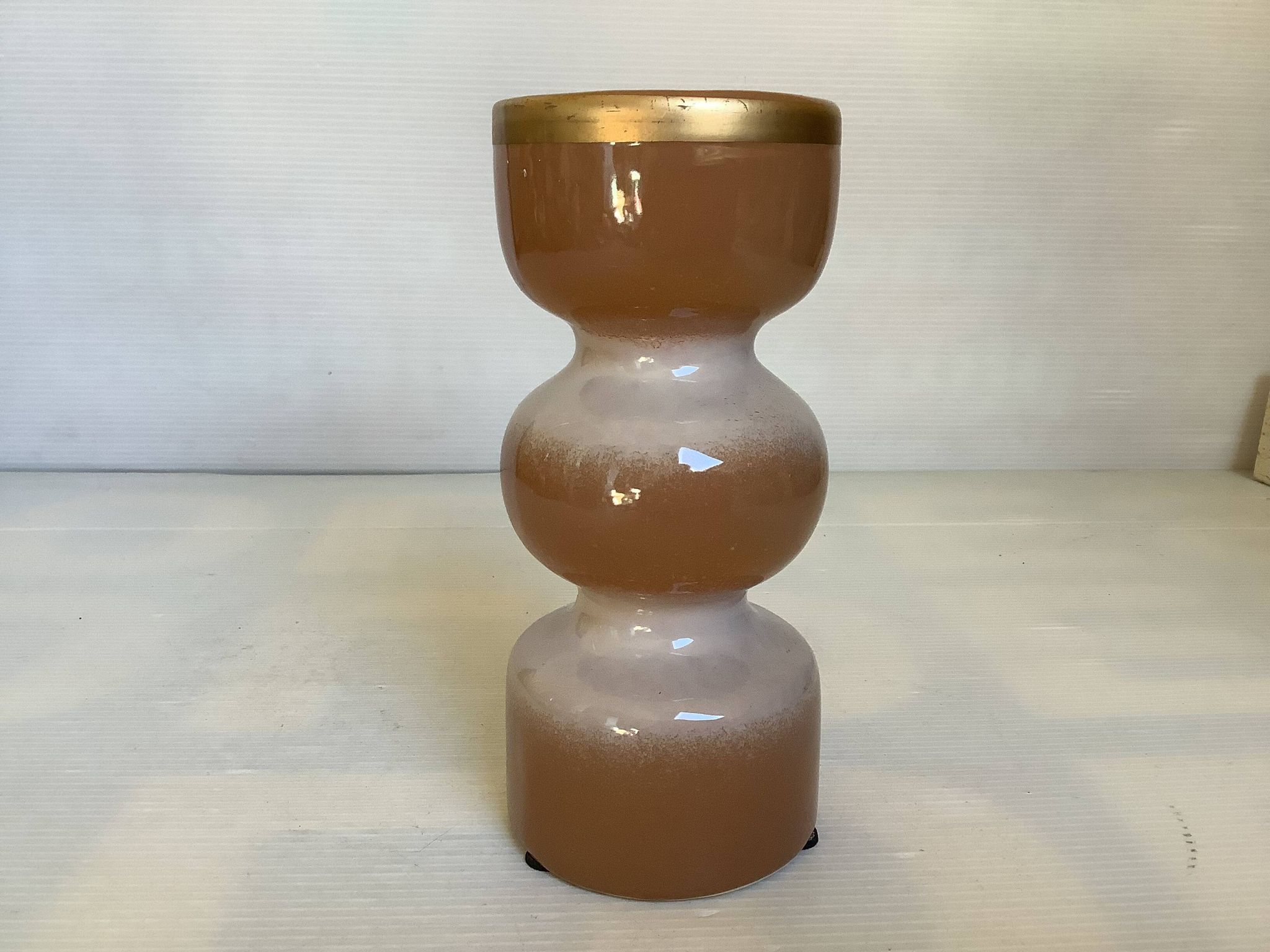 Vase pagode céramique beige