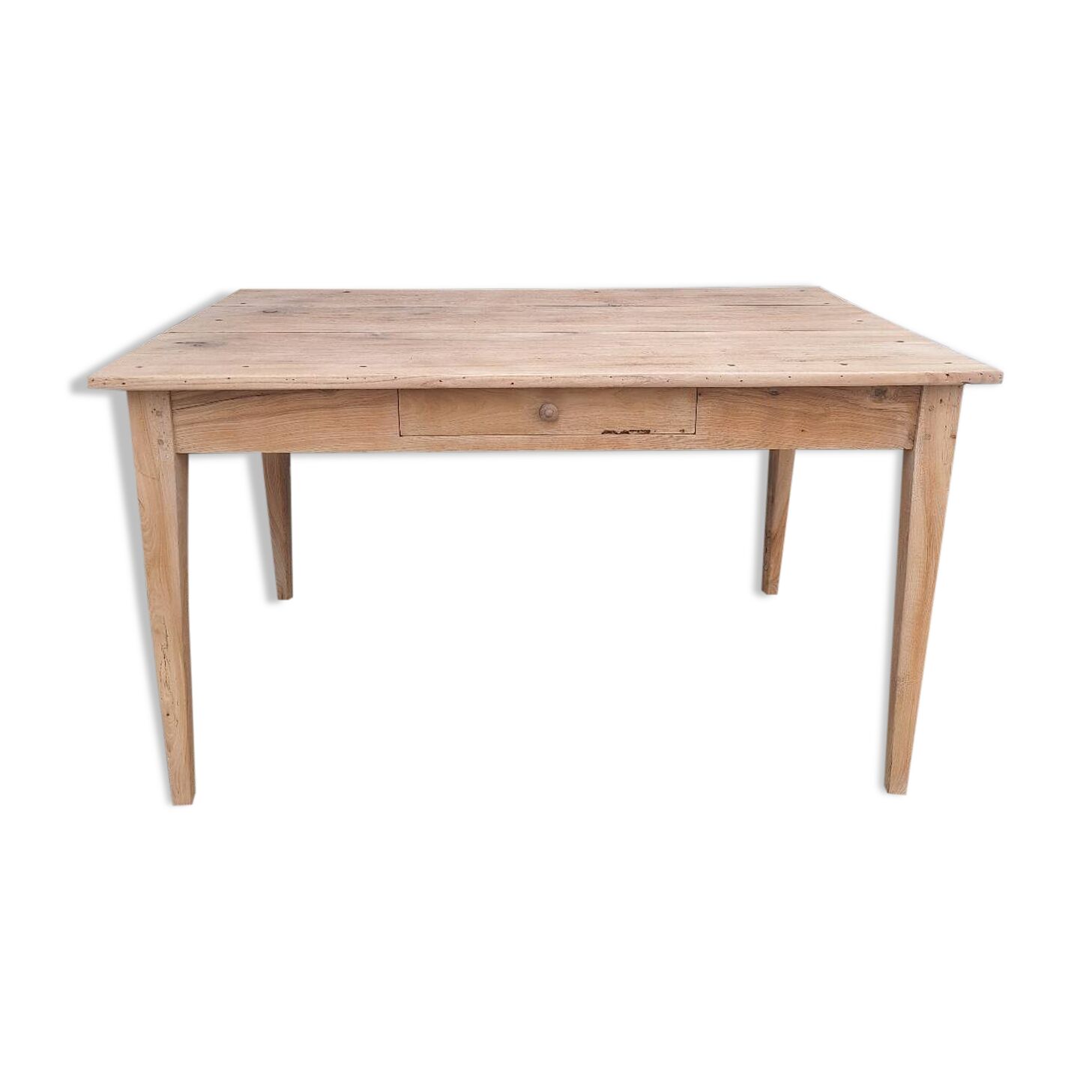 Farm table