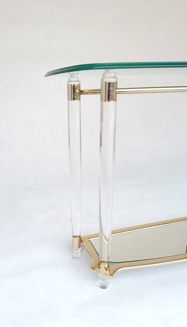 Table console Hollywood Regency en lucite, verre et métal doré. Années 1980.