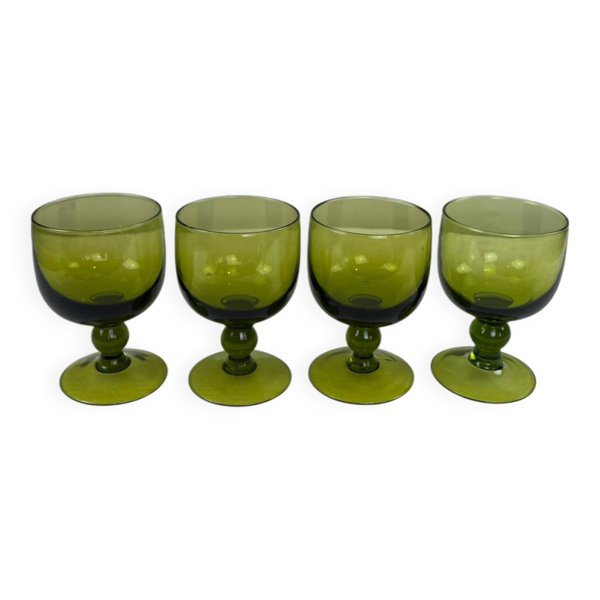 Verres à pieds vintage