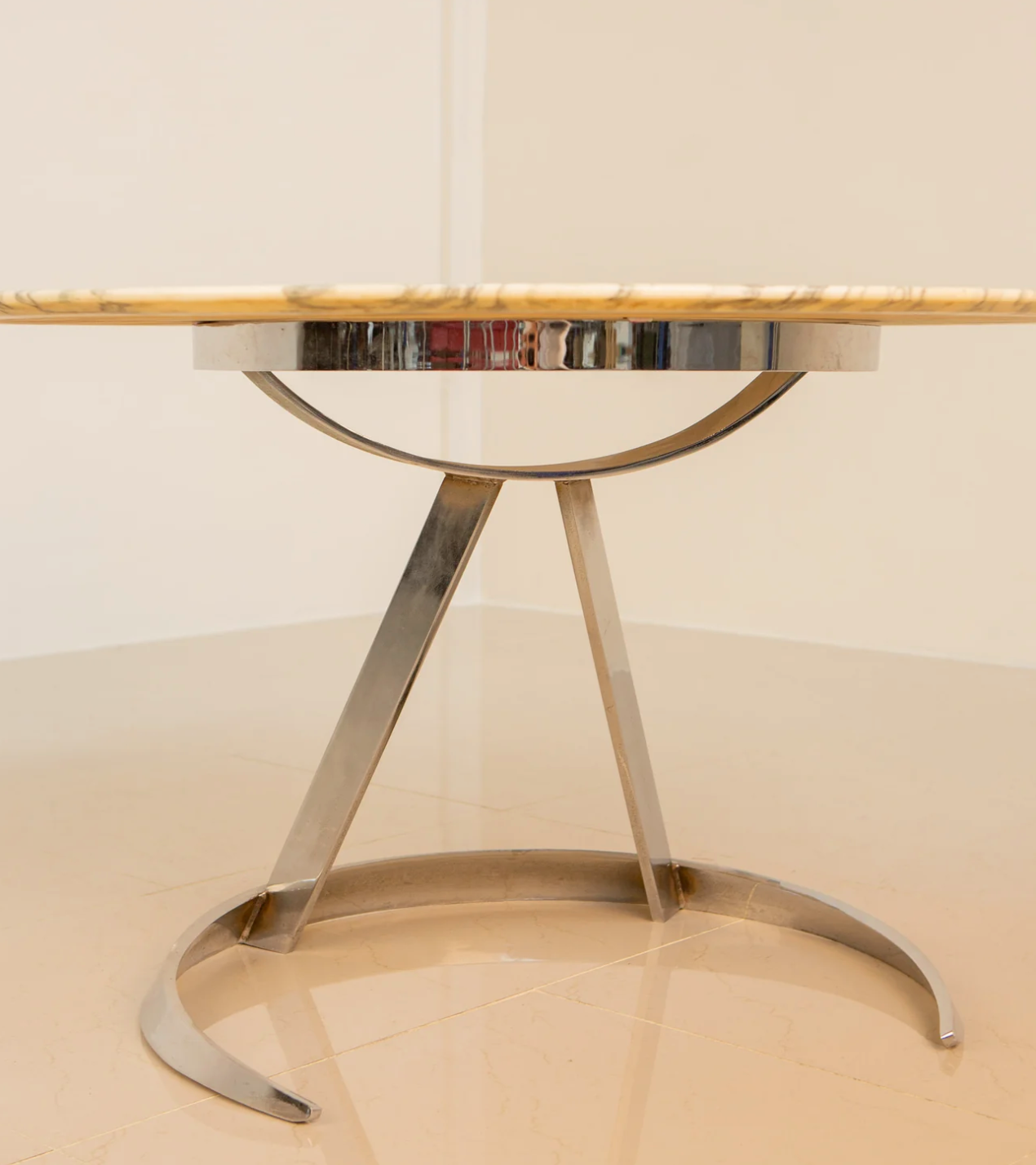 Vform design table produced by Euro International Steel Furniture