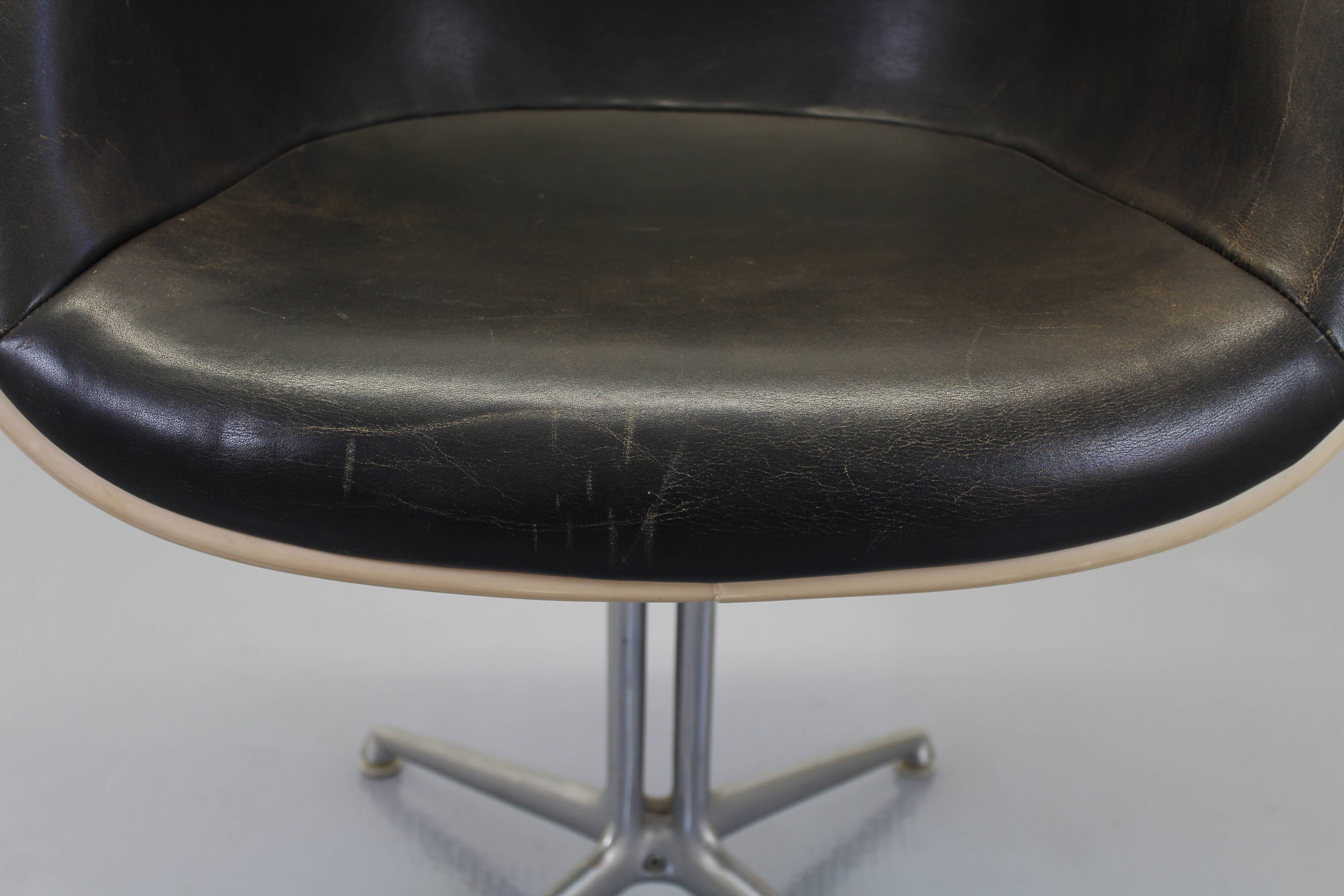 Chaise La Fonda, Herman Miller, Charles et Ray Eames