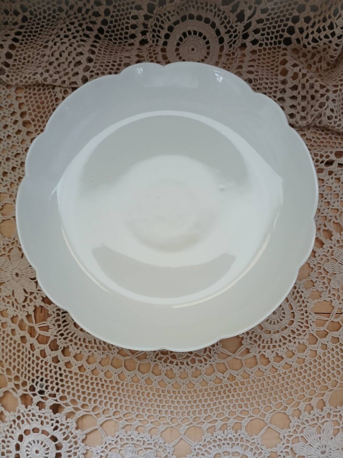 Compotier en porcelaine blanche