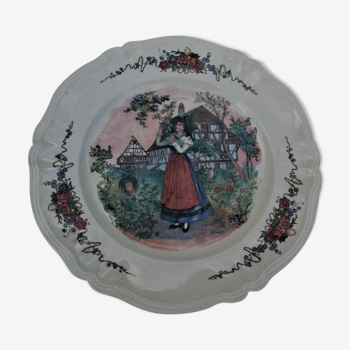 round dish in Sarreguemines earthenware model Obernai (Alsatian)