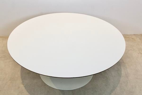 Table basse Tulipe T830 par Geoffrey Harcourt pour Artifort