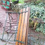 Foldable garden bench