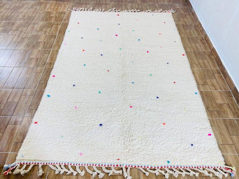 Moroccan wool rug 250cm x 150cm