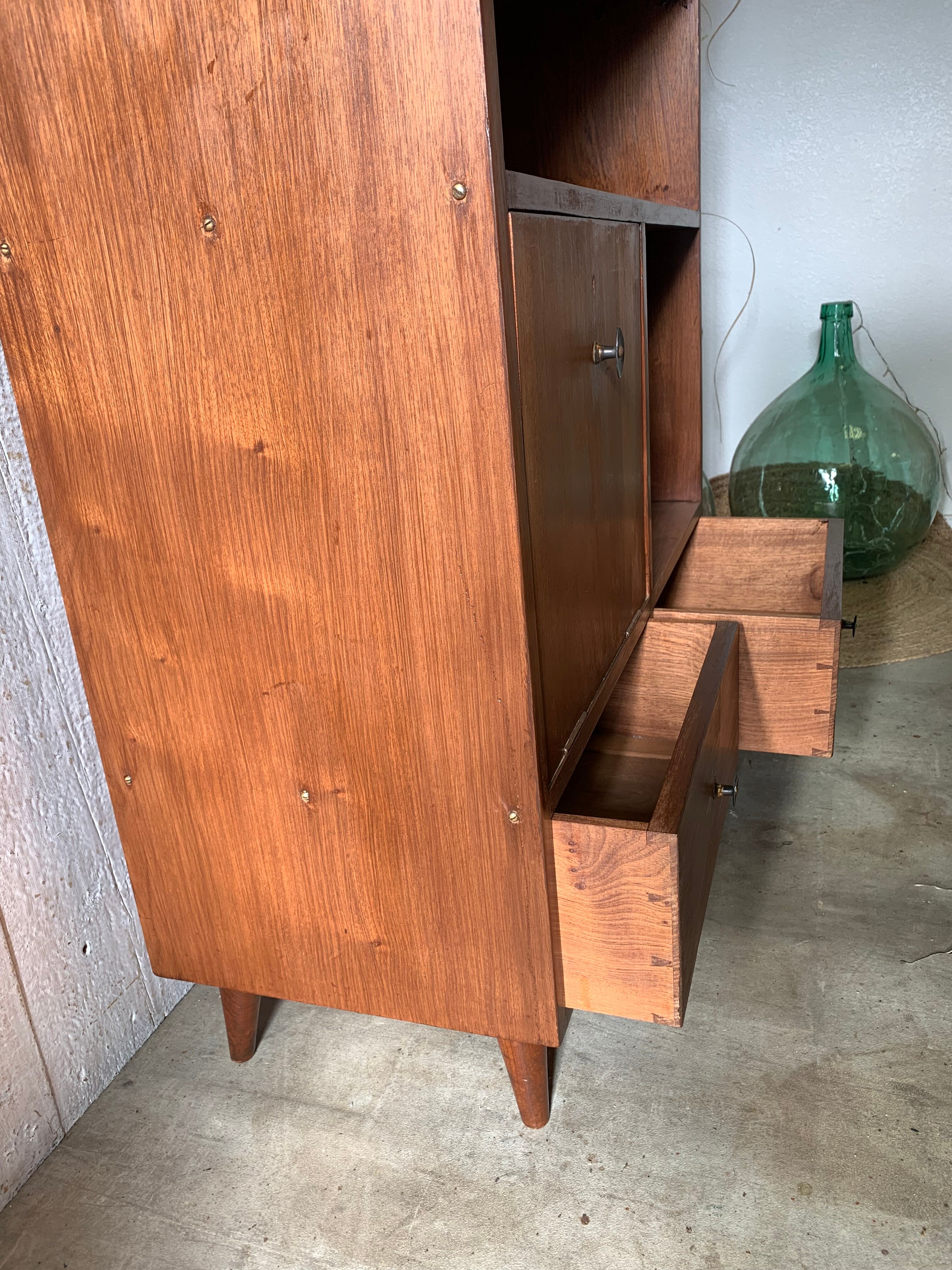 Vintage buffet