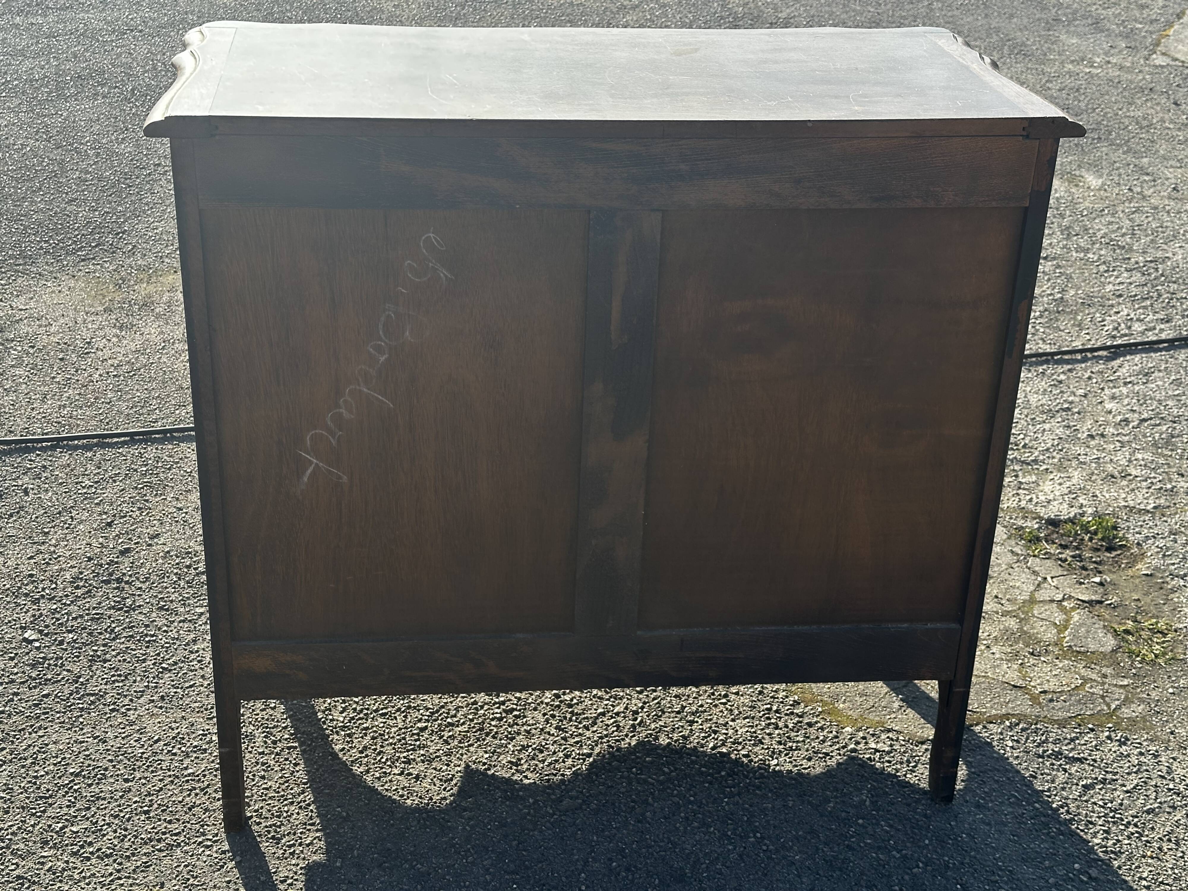 Chest of drawers, late 19th century, early 20th century