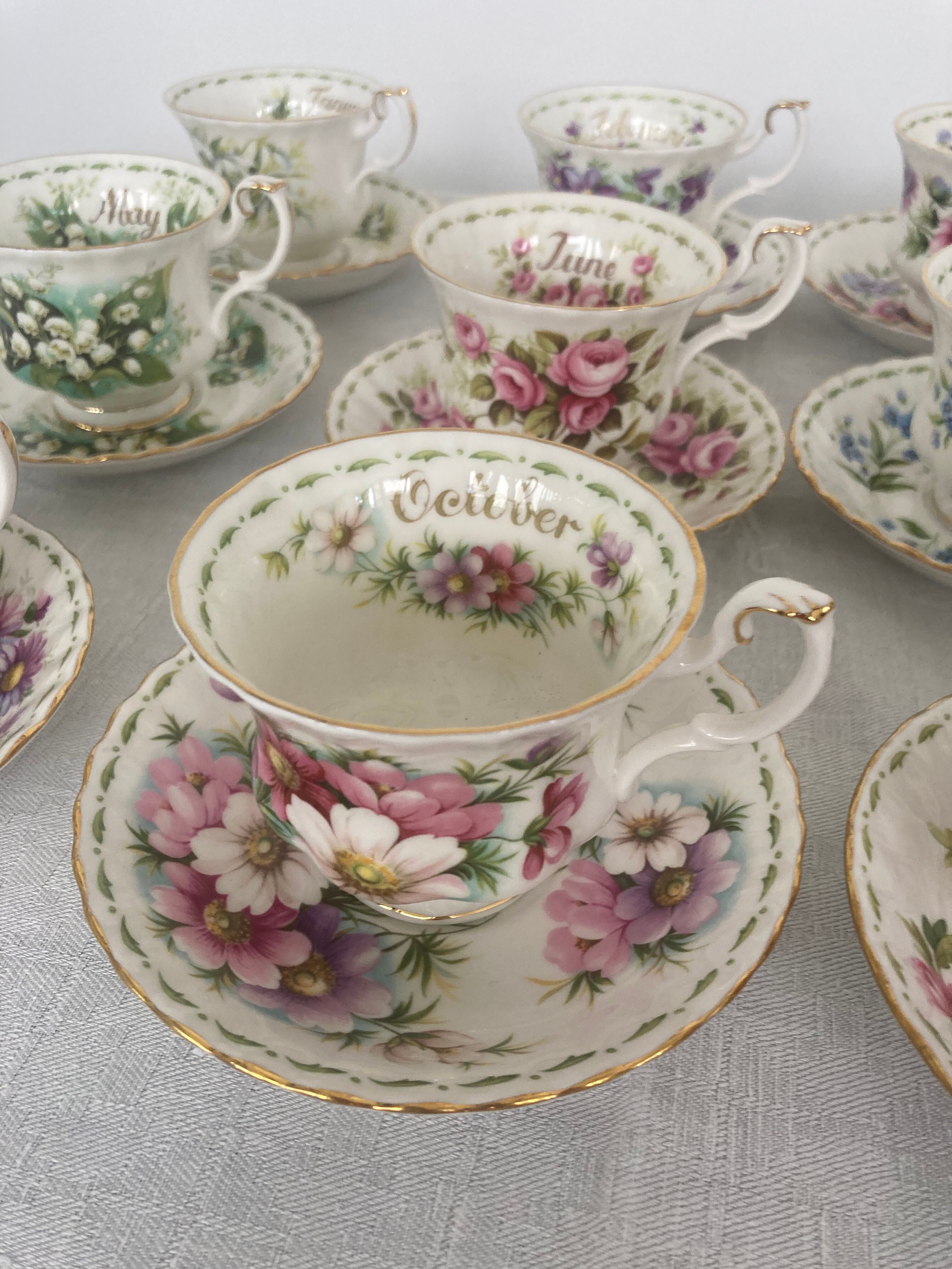 Tea set “the months” Royal Albert 27 pieces