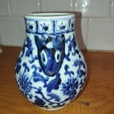 Rare vase in blue and white porcelain – handles sculpted as rabbit heads.
