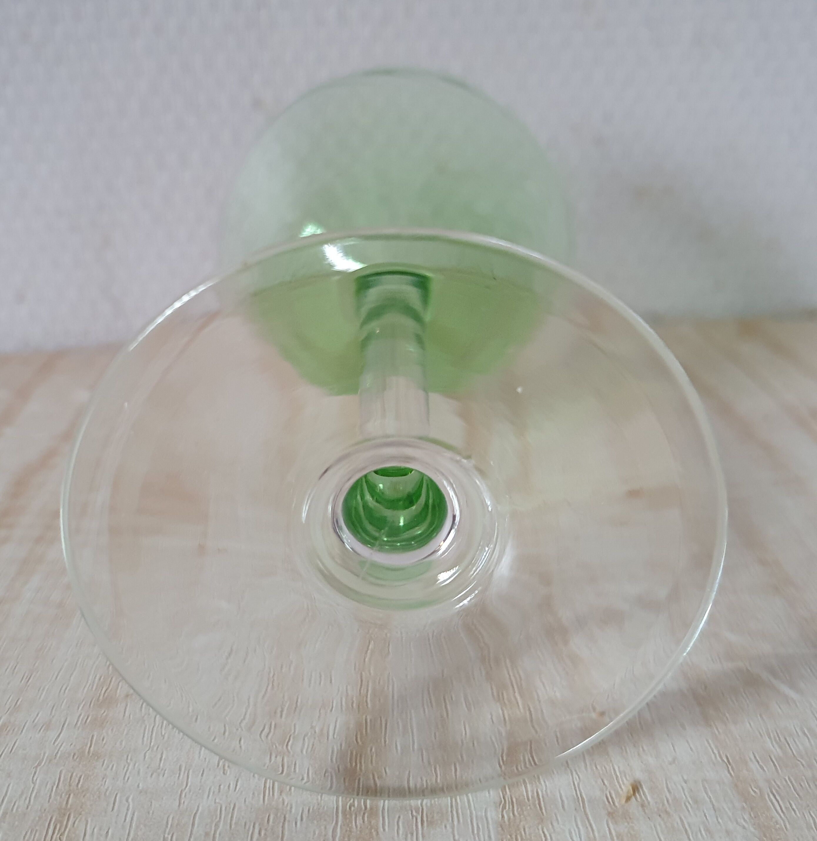 4 glasses of ouraline crystal wine