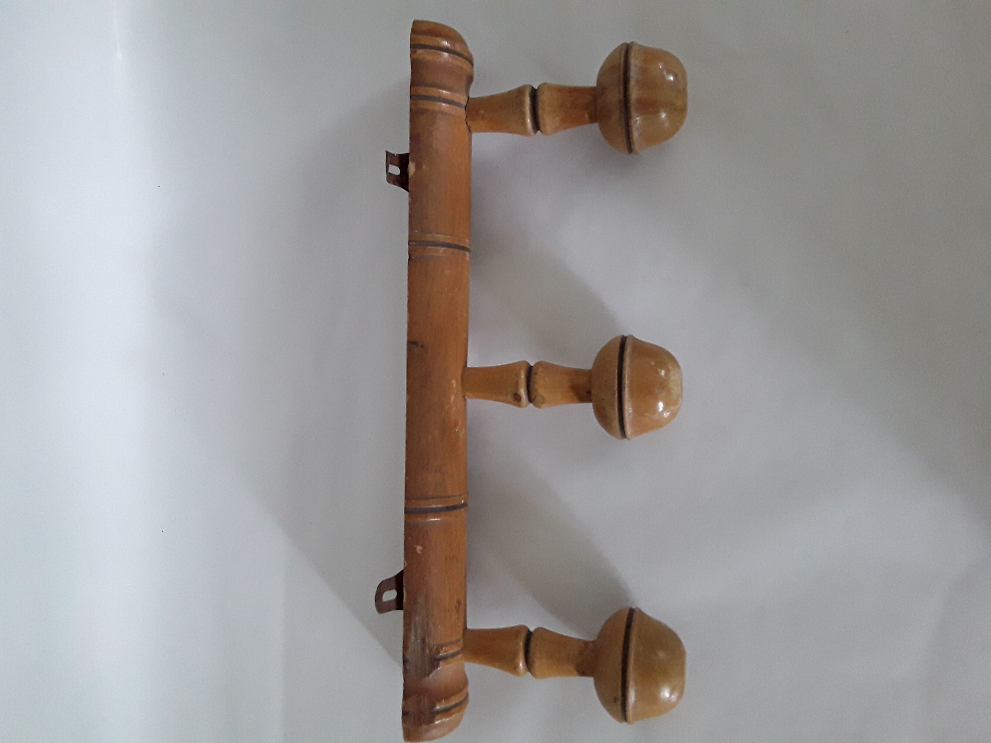 Porte manteau bois 3 patéres