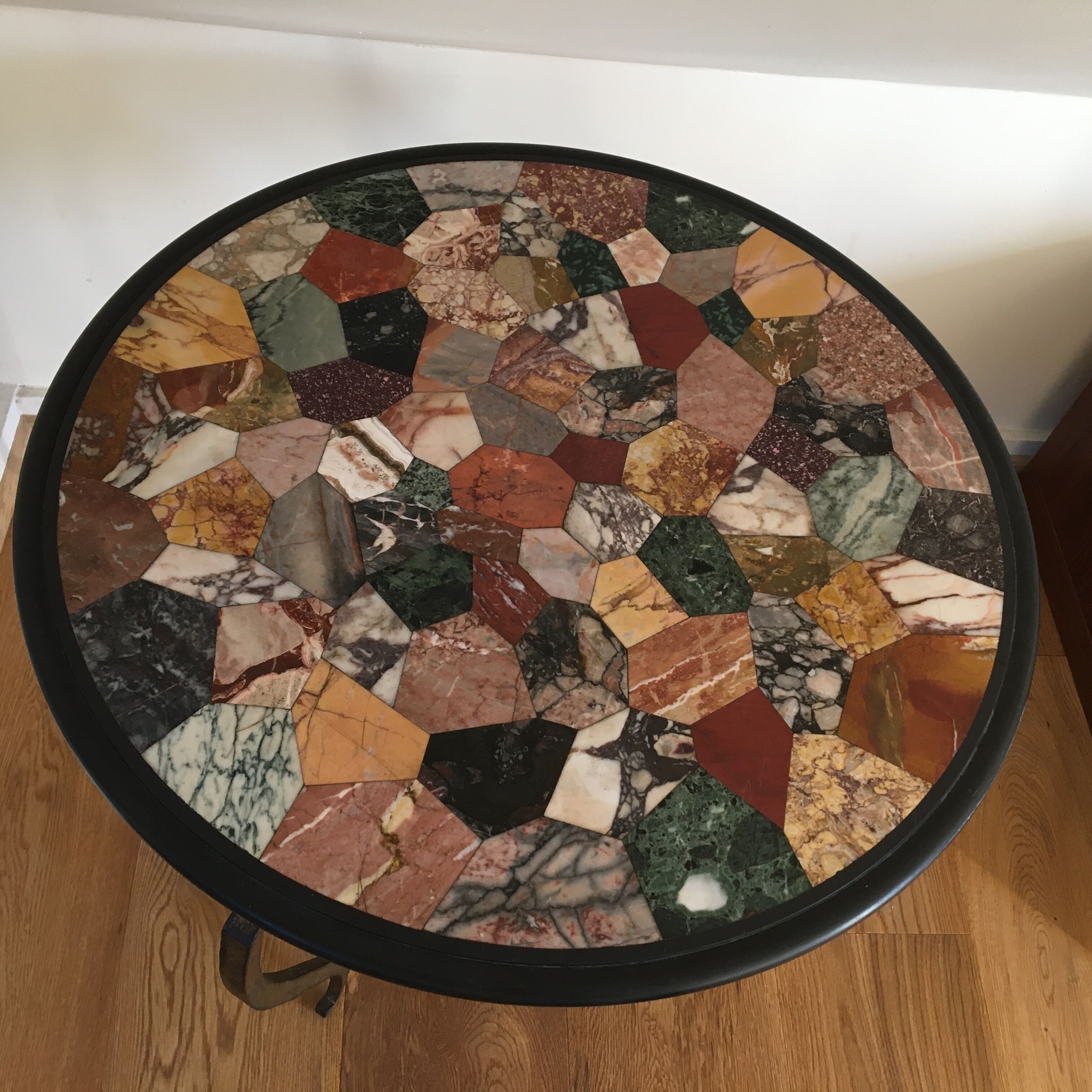 Italian coffee table in coloured marble marquetry