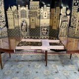 Table à manger ovale style Louis XVI signée « André Jules Décoration Versailles »