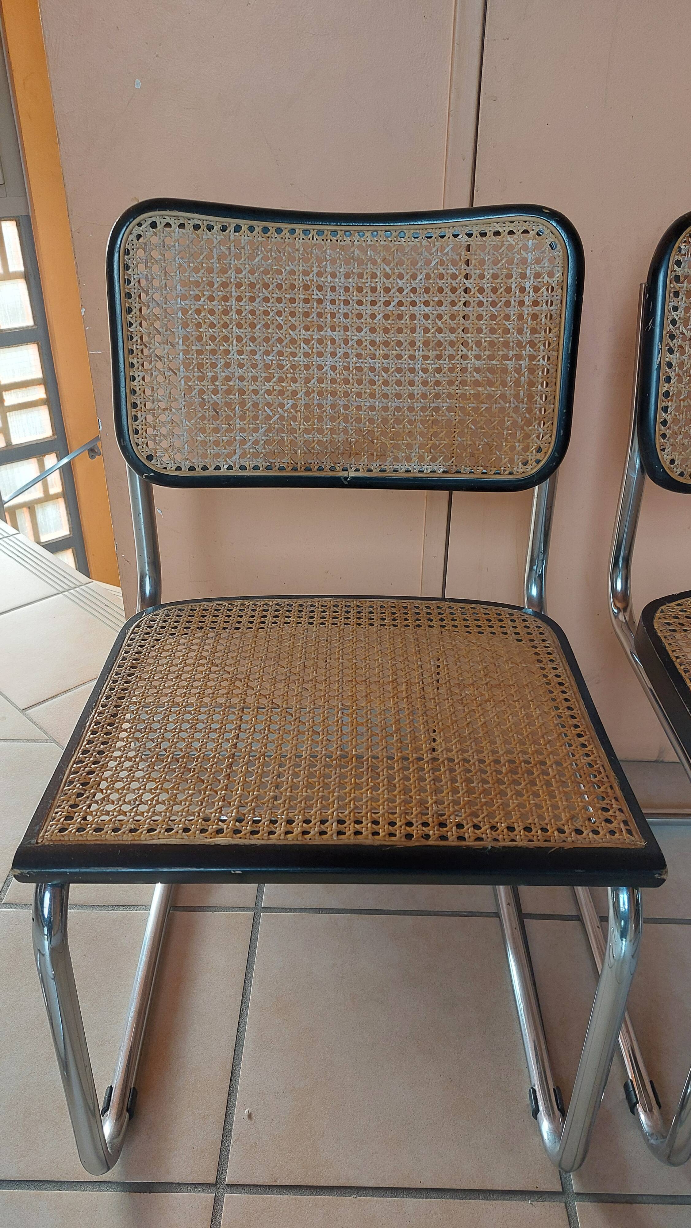 Set of 4 Cesca B32 chairs