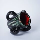Tasse avec 4 hanses gris, vert intérieur rouge