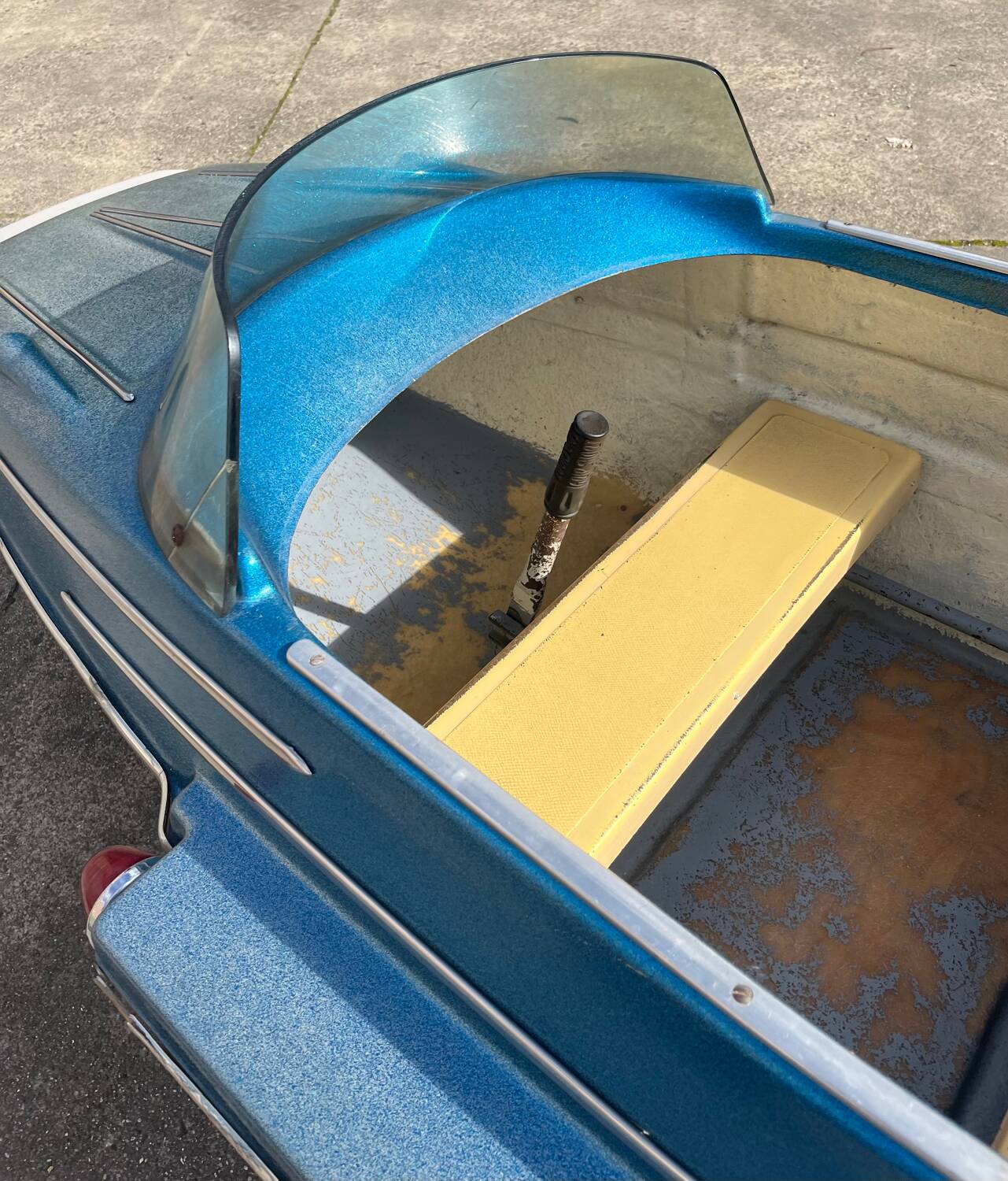 Space shuttle godbille ride subject