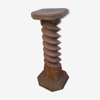 Hot seat column press screws
