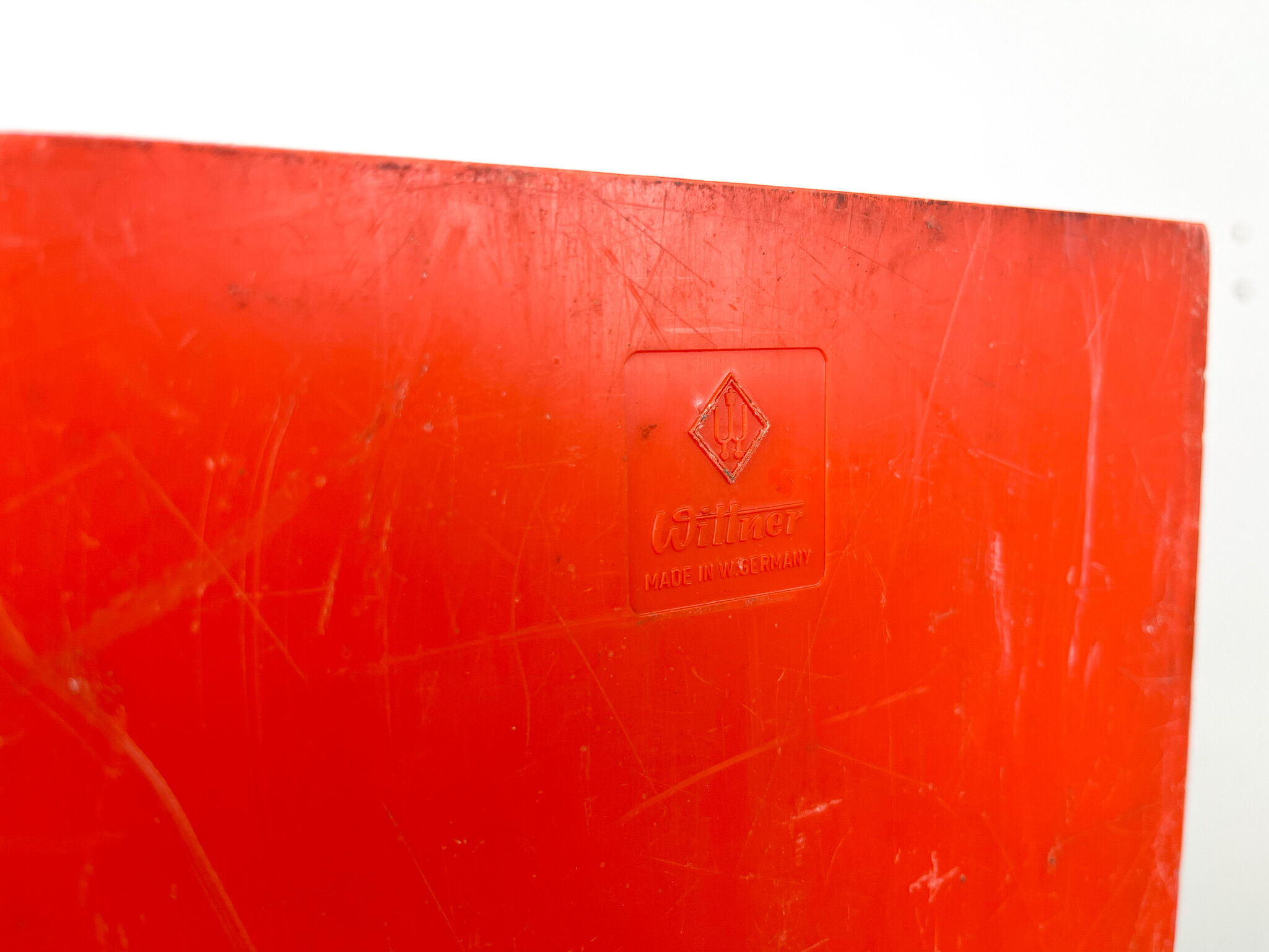 Cool LP box from Wittner brand