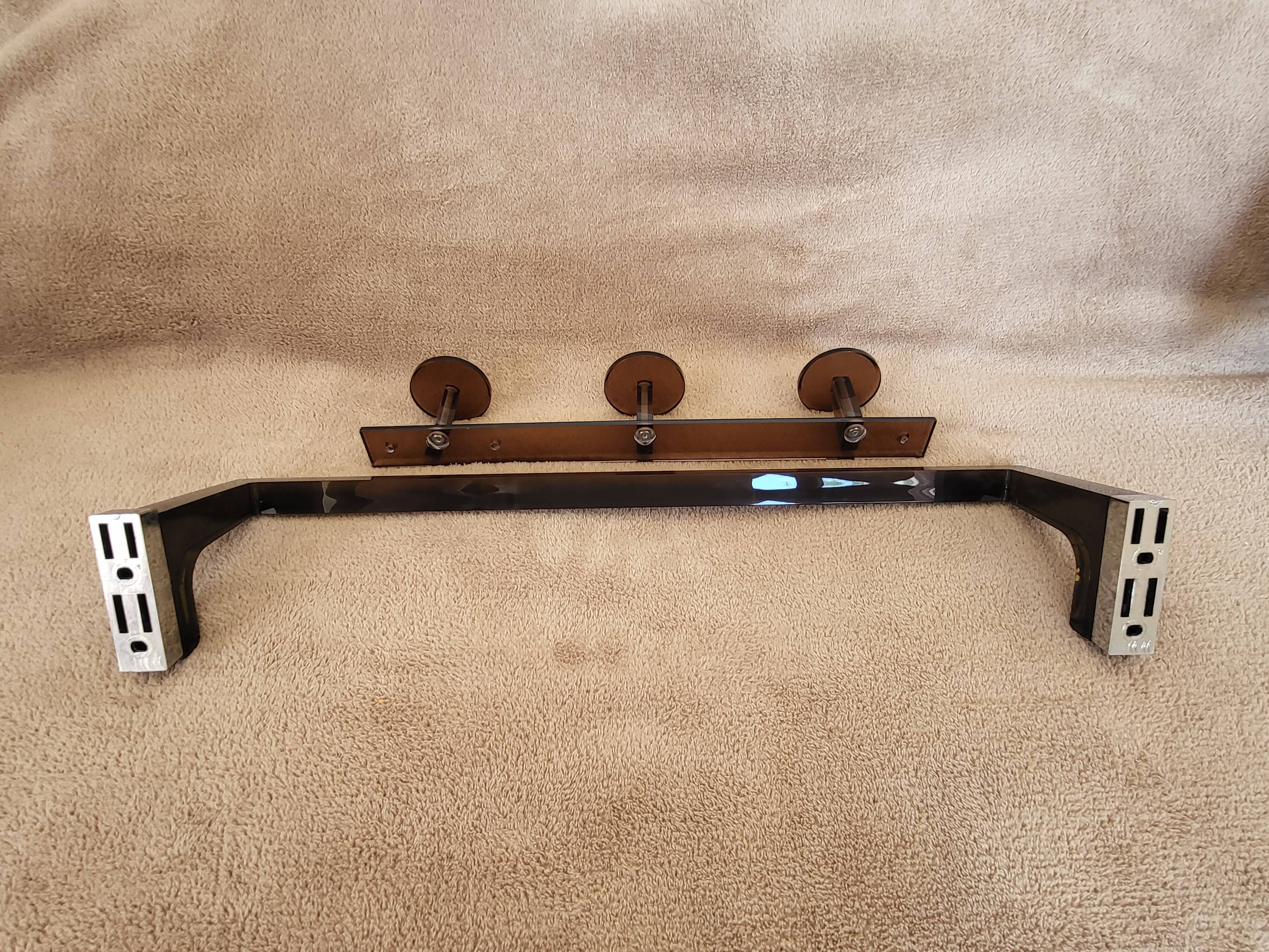 Porte serviette et porte peignoir de salle de bain vintage