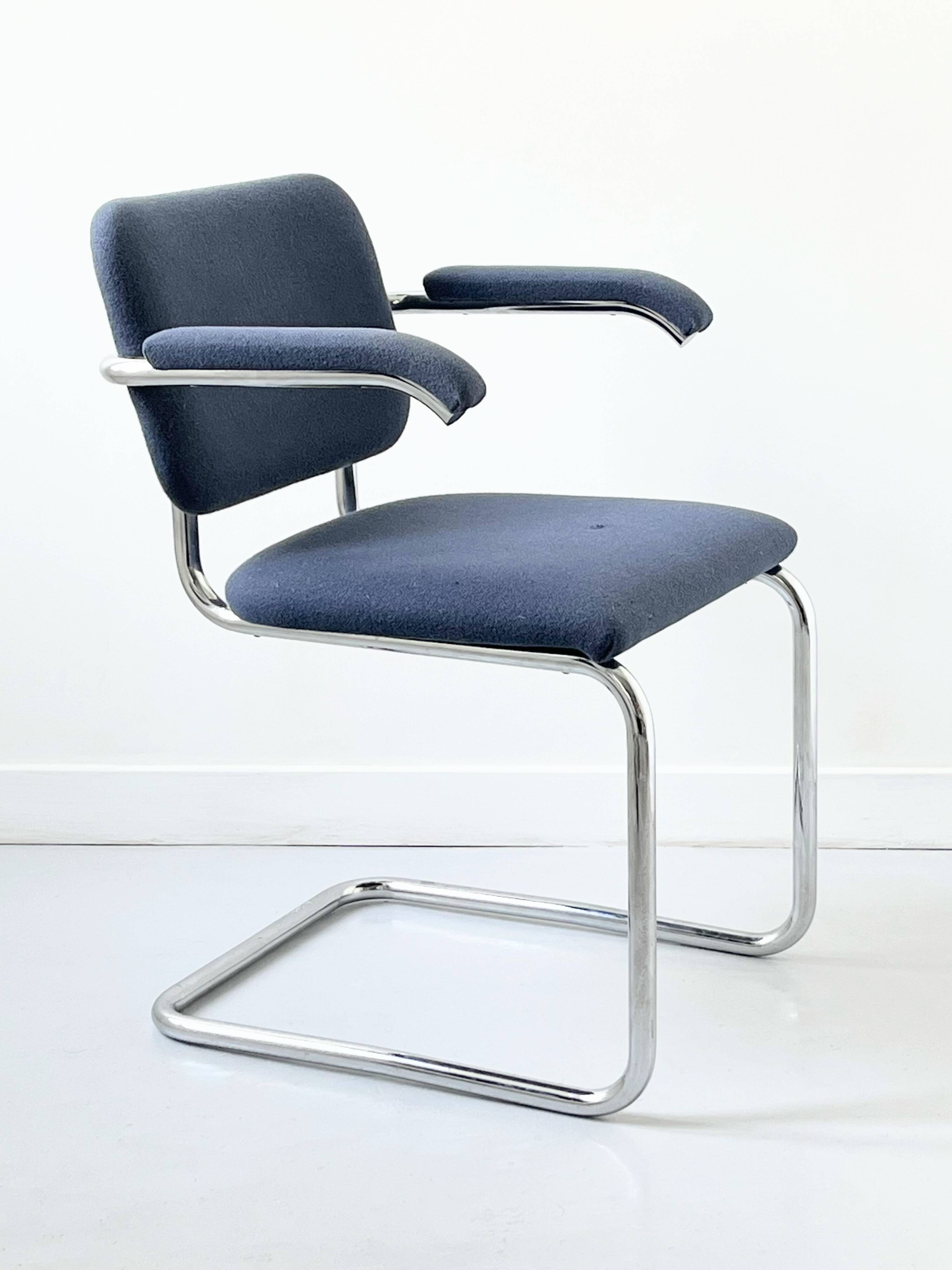 Fauteuil B64 Marcel Breuer  Knoll Studio
