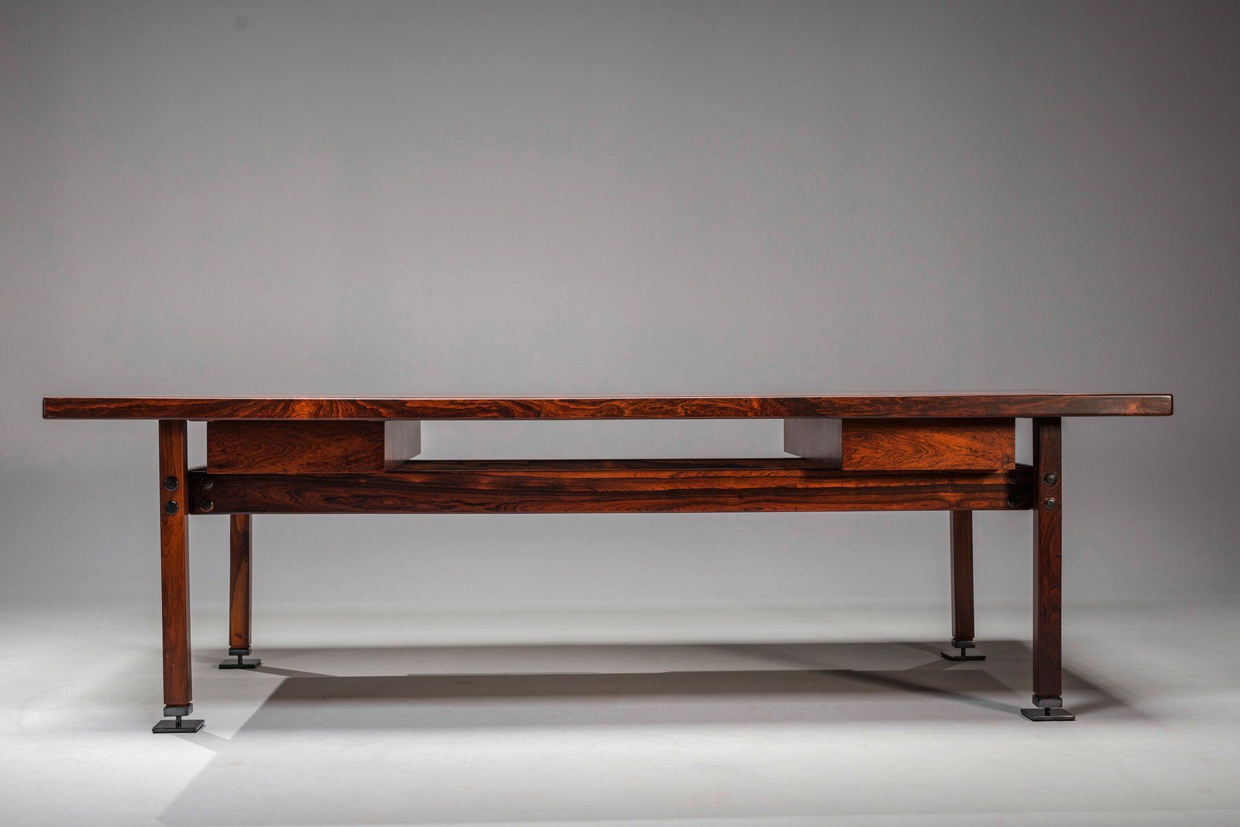 Itamaraty desk by Sergio Rodrigues for Oca, 1960s