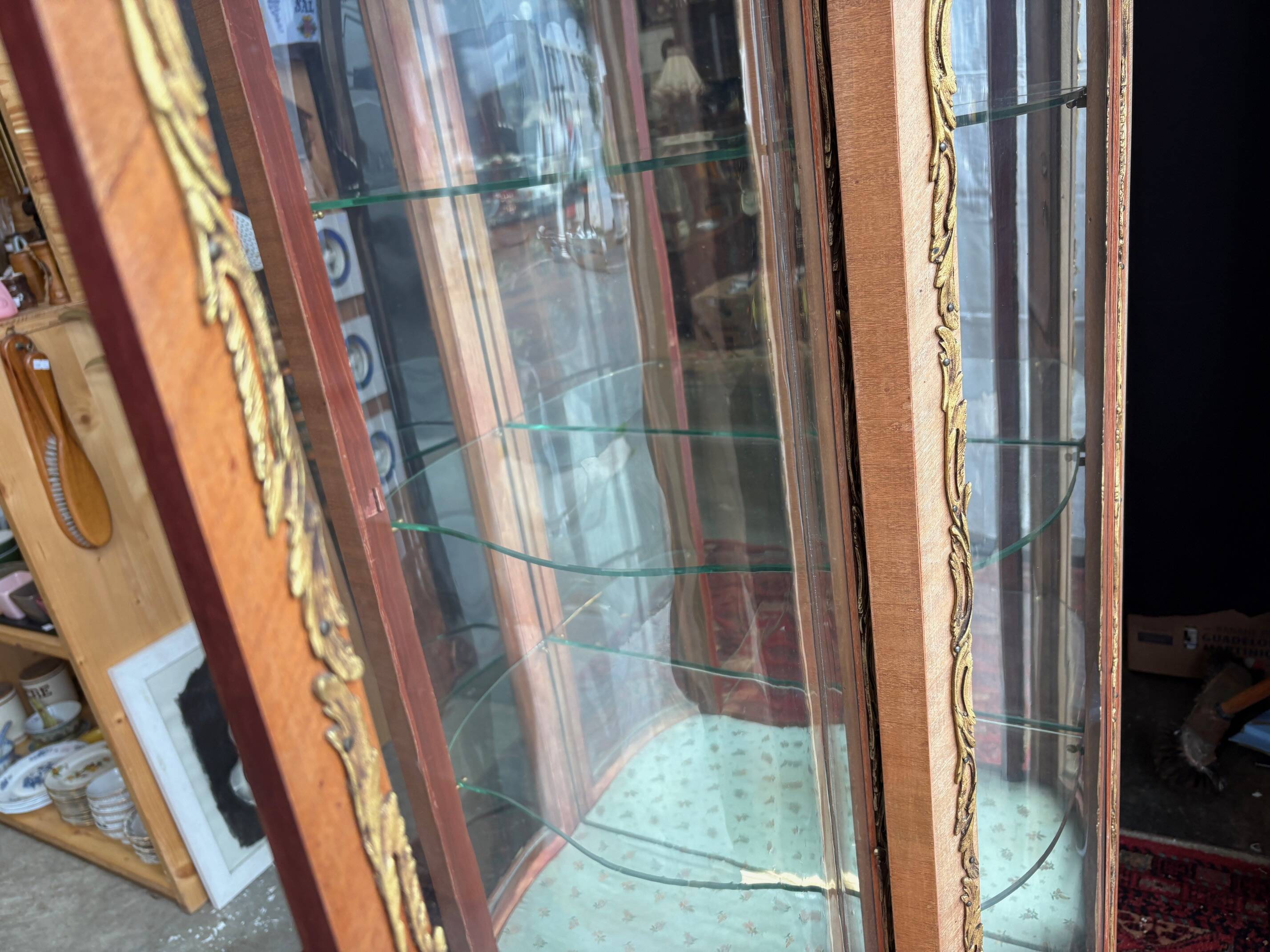 Louis XV/Transition style display cabinet in wood and gilt bronze